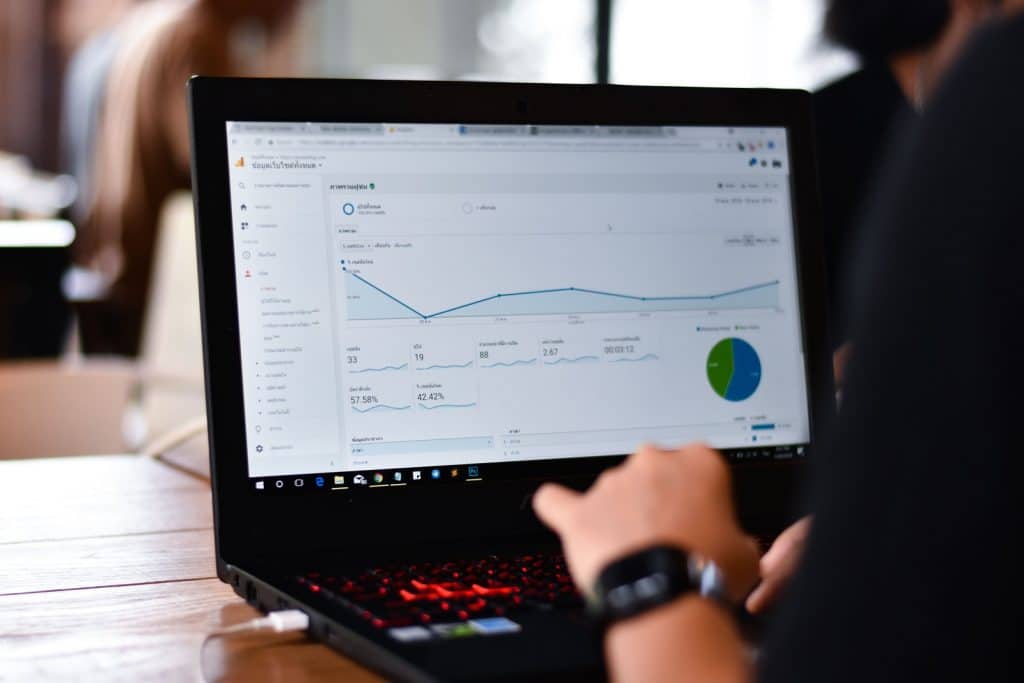 Come trovare clienti con Google Come trovare clienti con Google